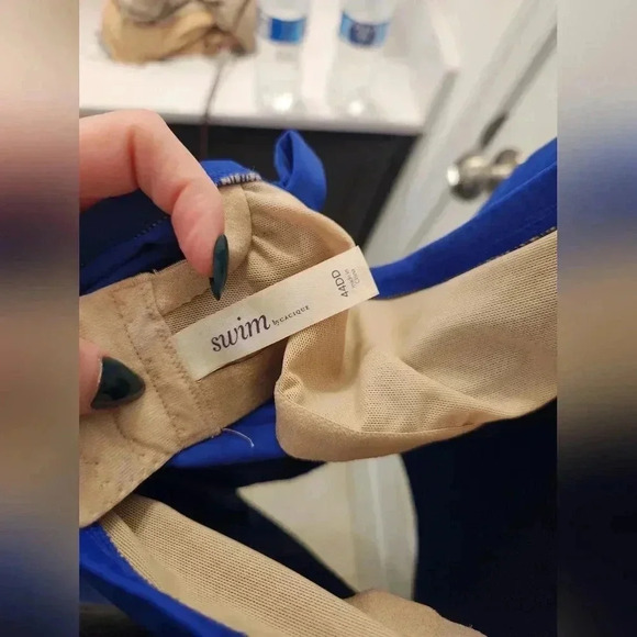 Womens Royal Blue Swimsuit Top Cacique Size 44DD Halter #Q339 - Picture 3 of 3